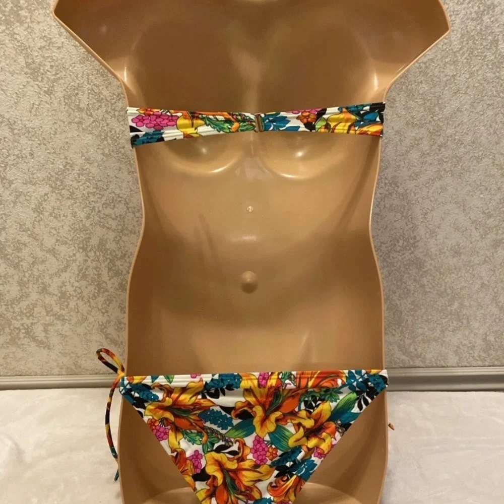 Victoria's Secret White Floral Twist Bandeau Bikini. Flawed See Photos